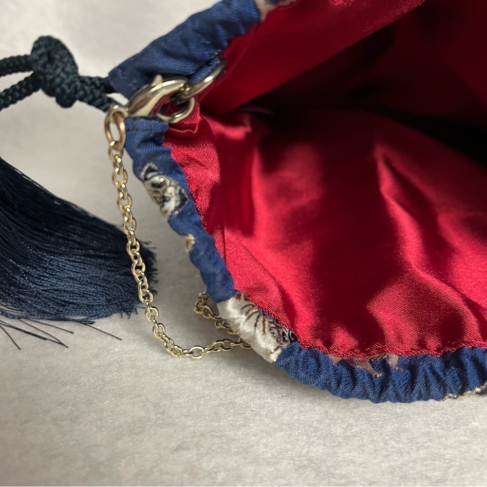 RYTHME KUMIKYOKU Blue Jacquard Drawstring Pouch Bag Pug Dog Puppy Chain Strap - Picture 3 of 12